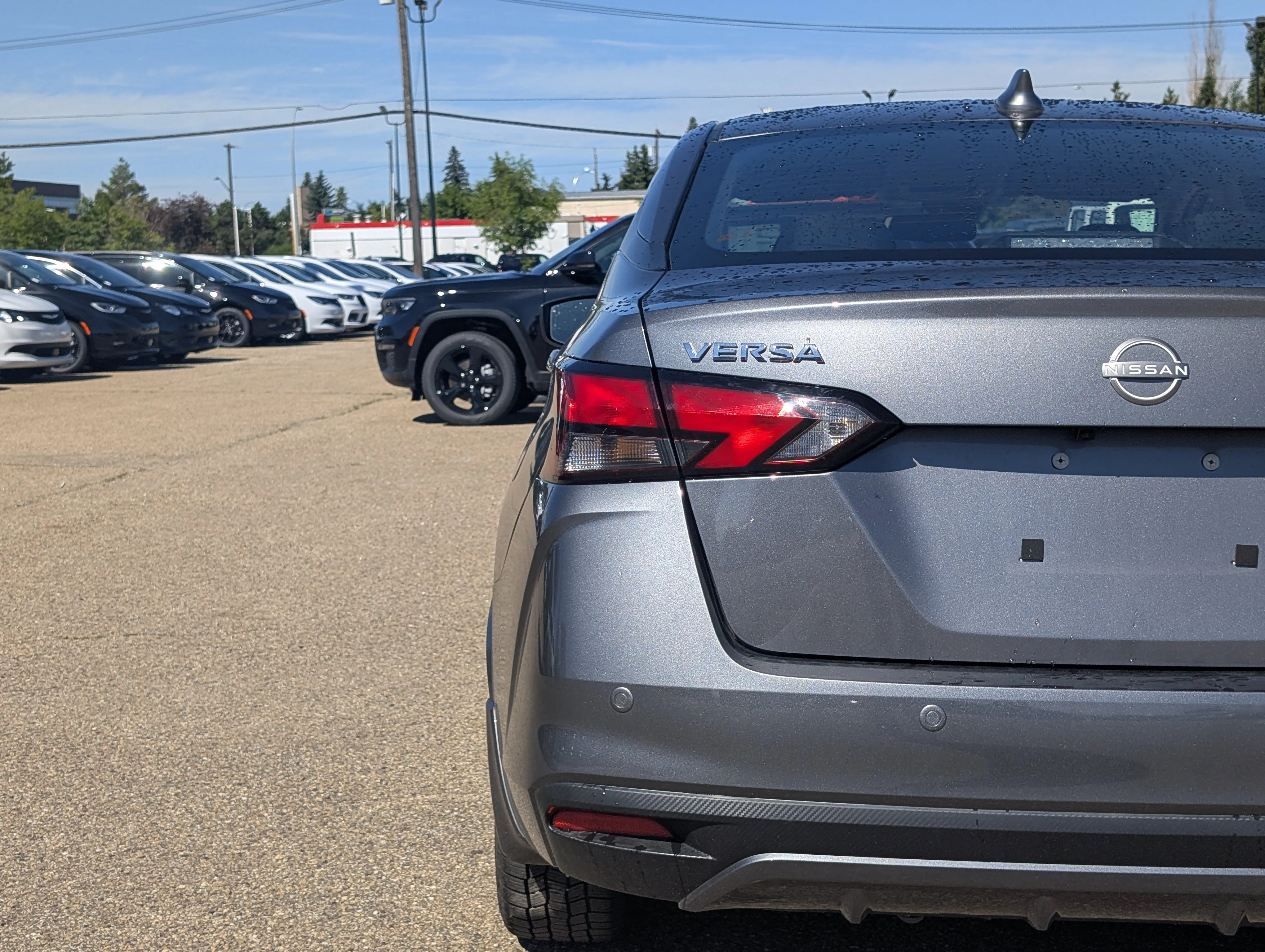 Used 2024 Gray Nissan SV image 13