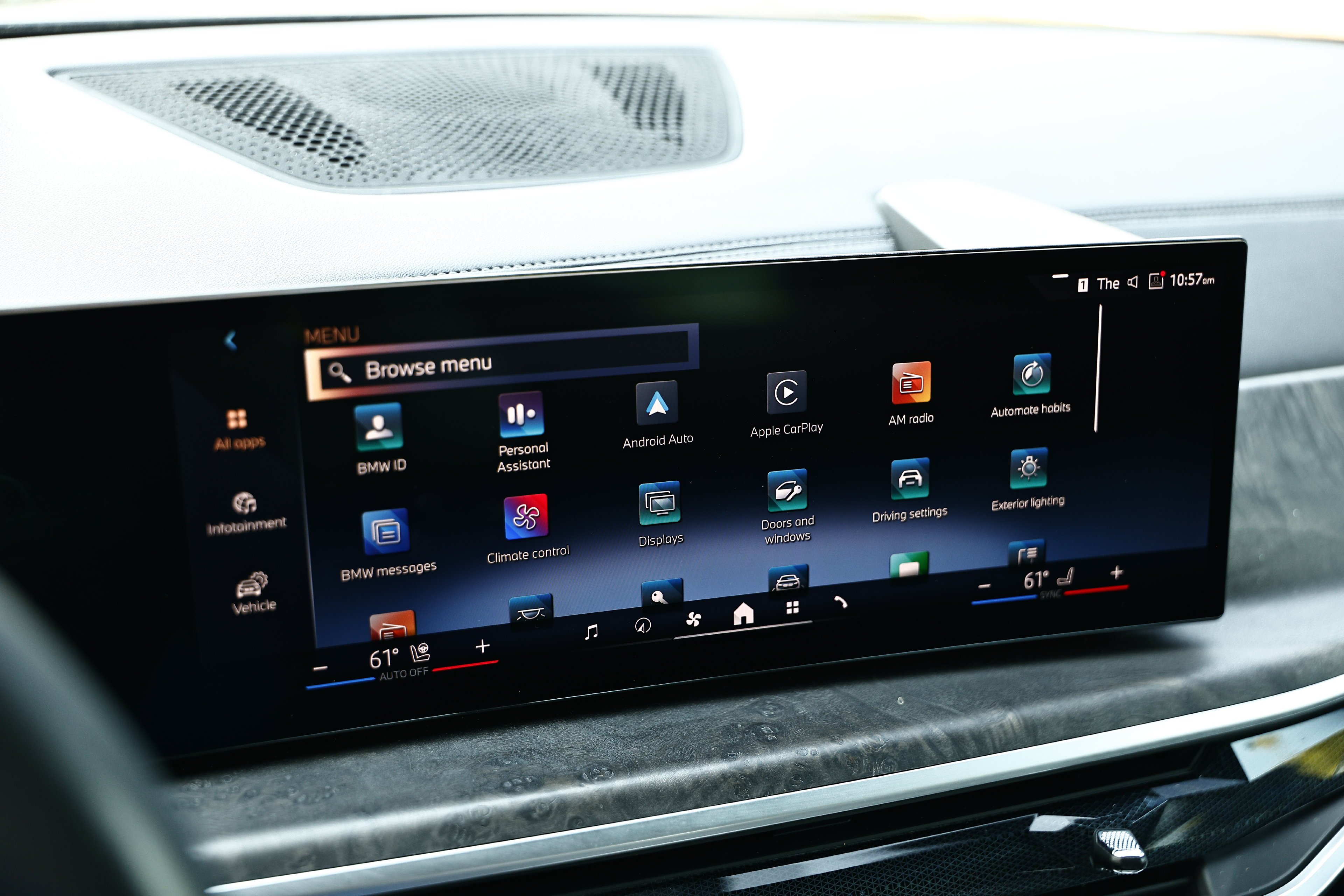 Used 2024 Black Sapphire Metallic BMW xDrive40i image 36