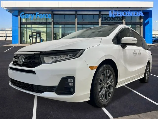 2026 Honda Odyssey Touring's photo
