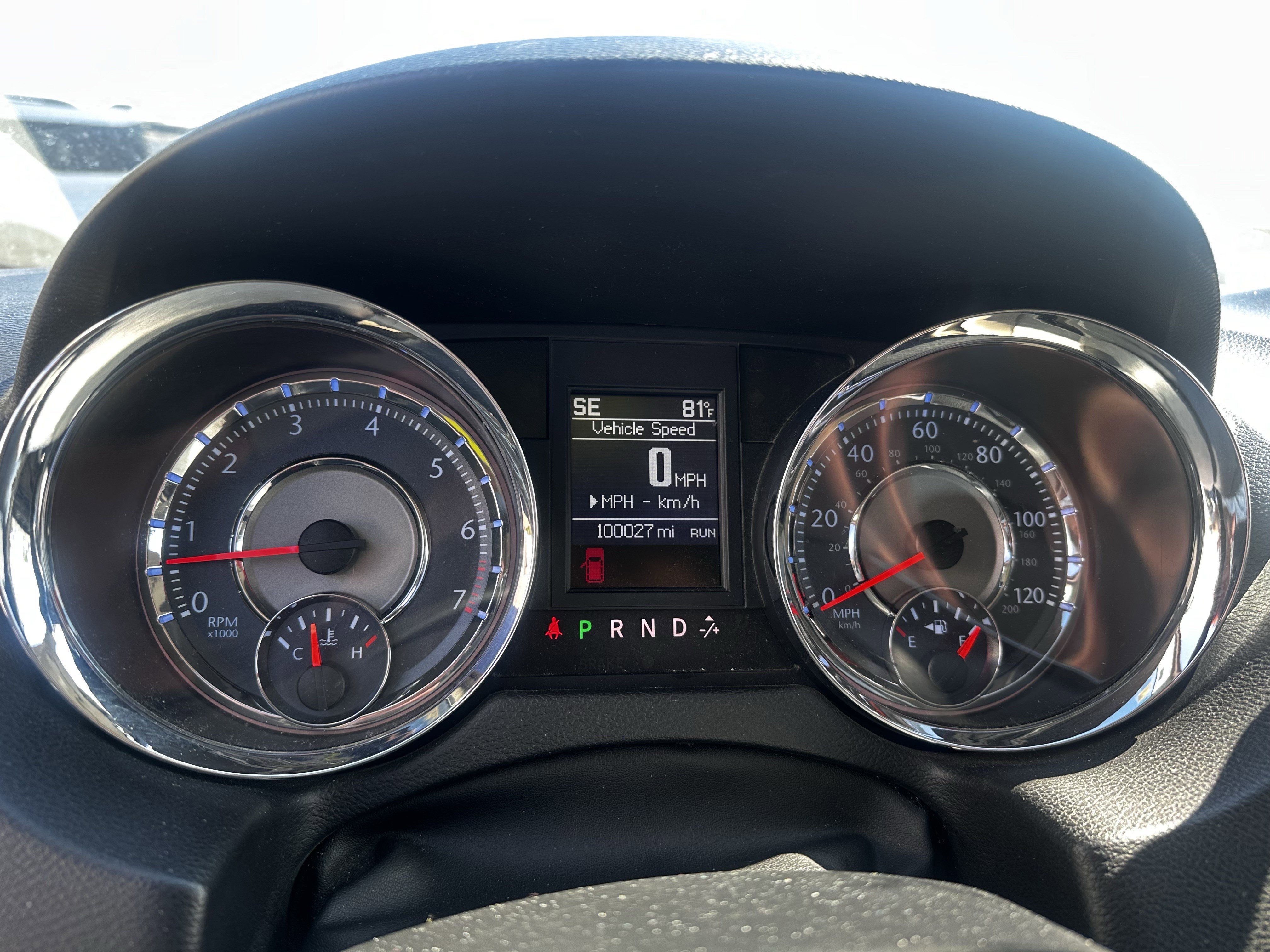 Used 2013 Billet Clearcoat Metallic Chrysler Touring image 6