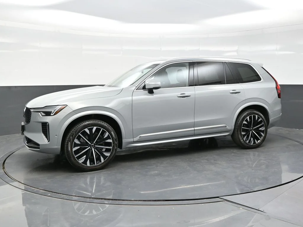 New 2026 Vapour Grey Volvo Plus image 3