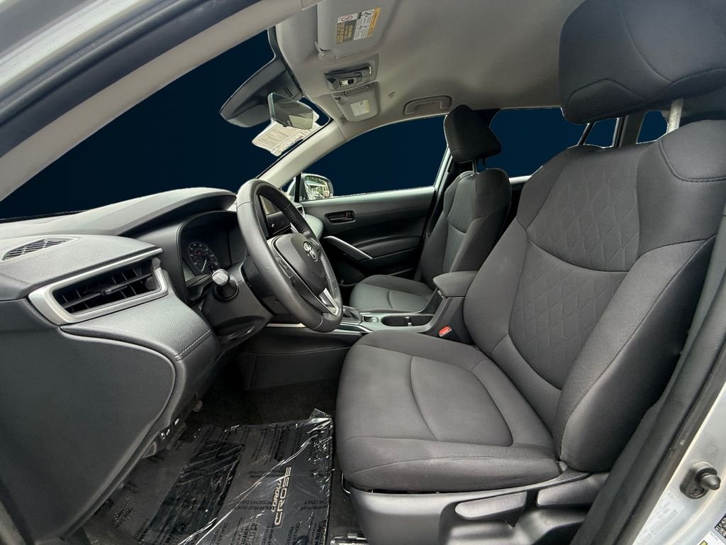Used 2023 Silver Toyota LE image 10