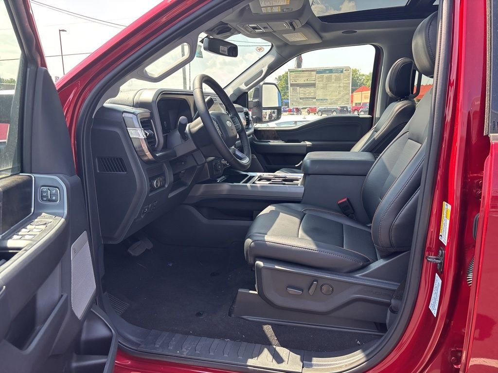 2025 Ford F-250 Super Duty Lariat - Photo 17