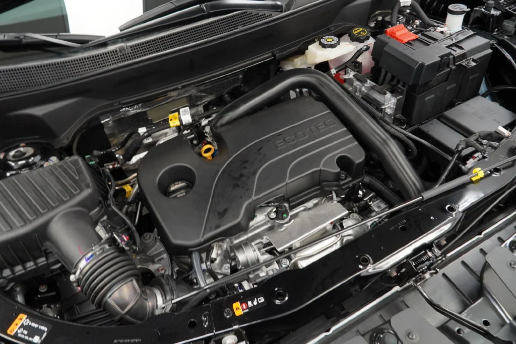 New 2027 Mosaic Black Metallic Chevrolet LT image 39