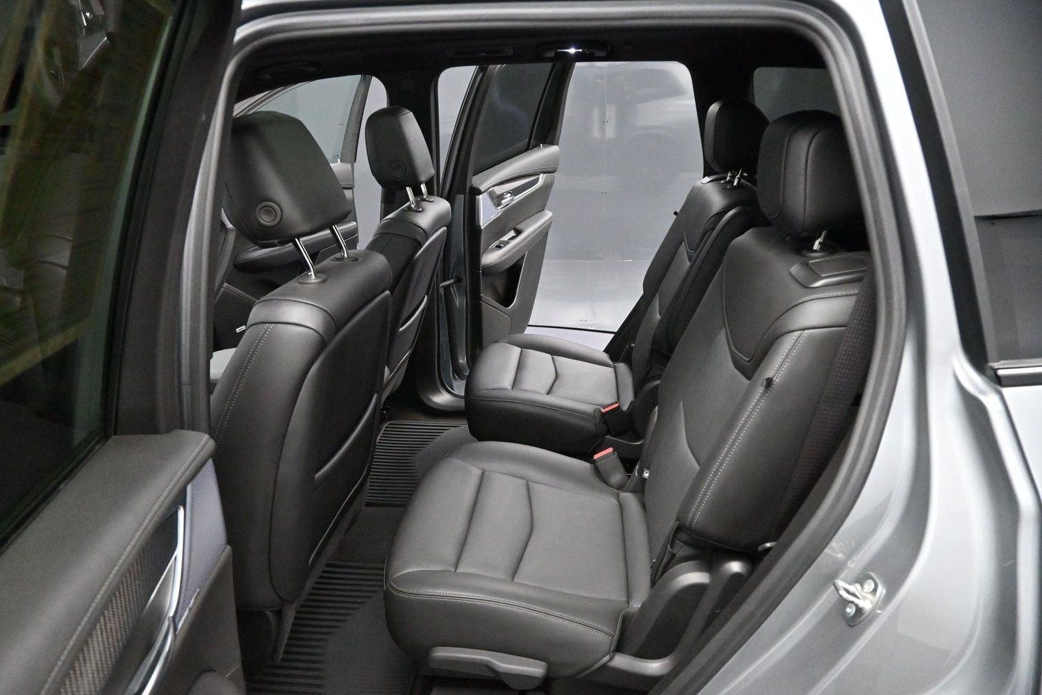 Used 2024 Argent Silver Metallic Cadillac Sport image 32