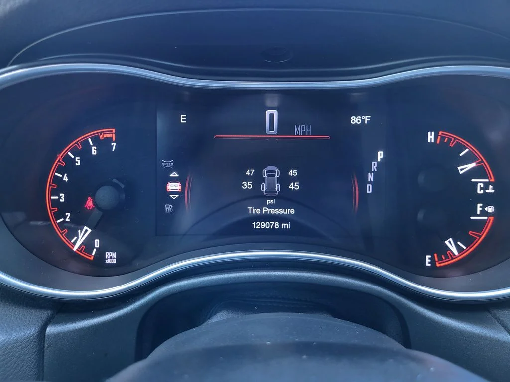 Used 2020 Gray Dodge SXT image 11