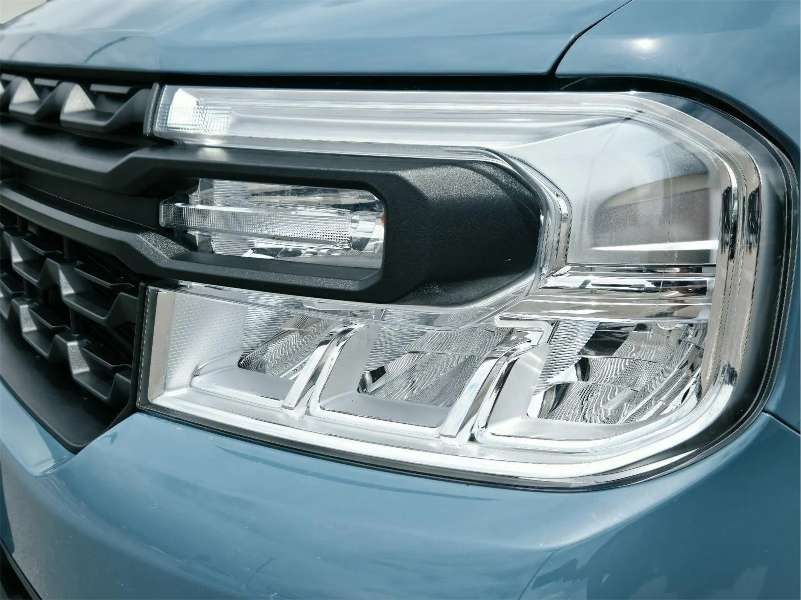 Used 2023 Area 51 Ford XL image 11