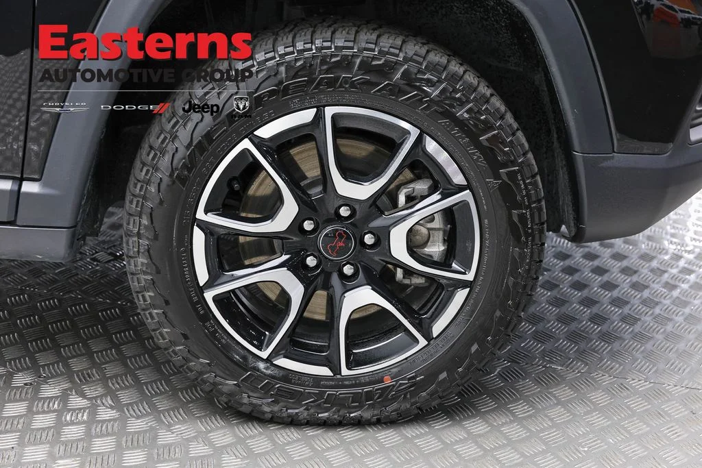 Certified Used 2025 Black Jeep Trailhawk image 28