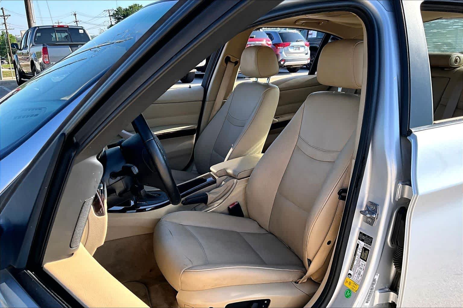 Used 2011 Titanium Silver Metallic BMW 328i image 7