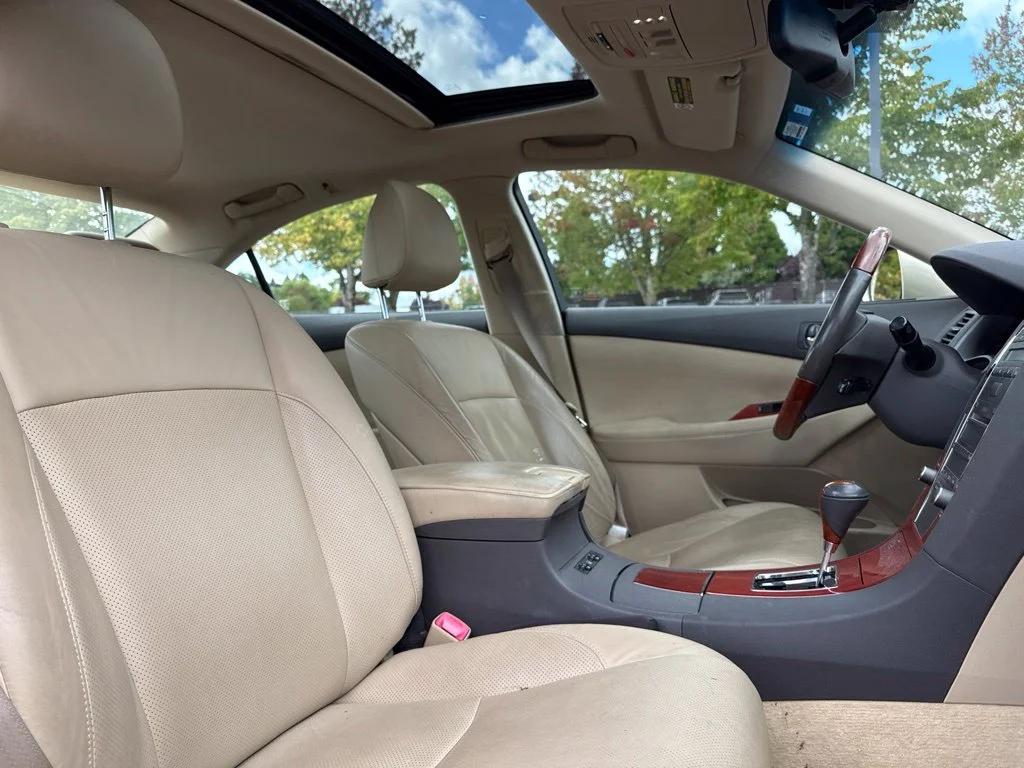 Used 2007 Golden Almond Metallic Lexus 350 image 23