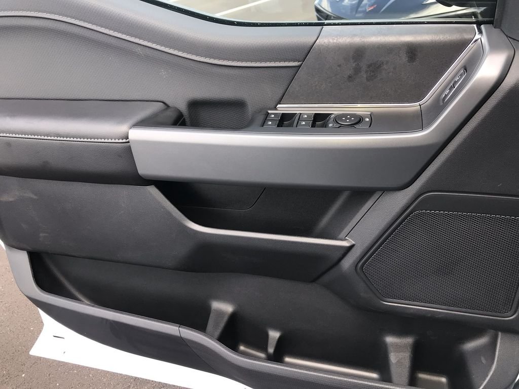 New 2026 White Ford XLT image 13