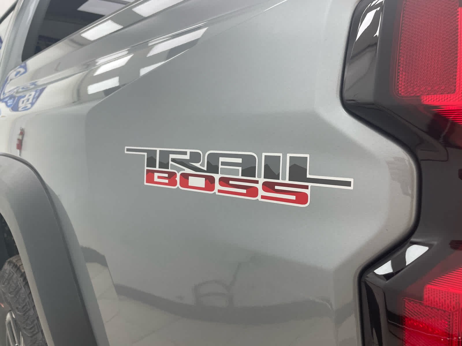2026 Chevrolet Colorado Trail Boss - Photo 18