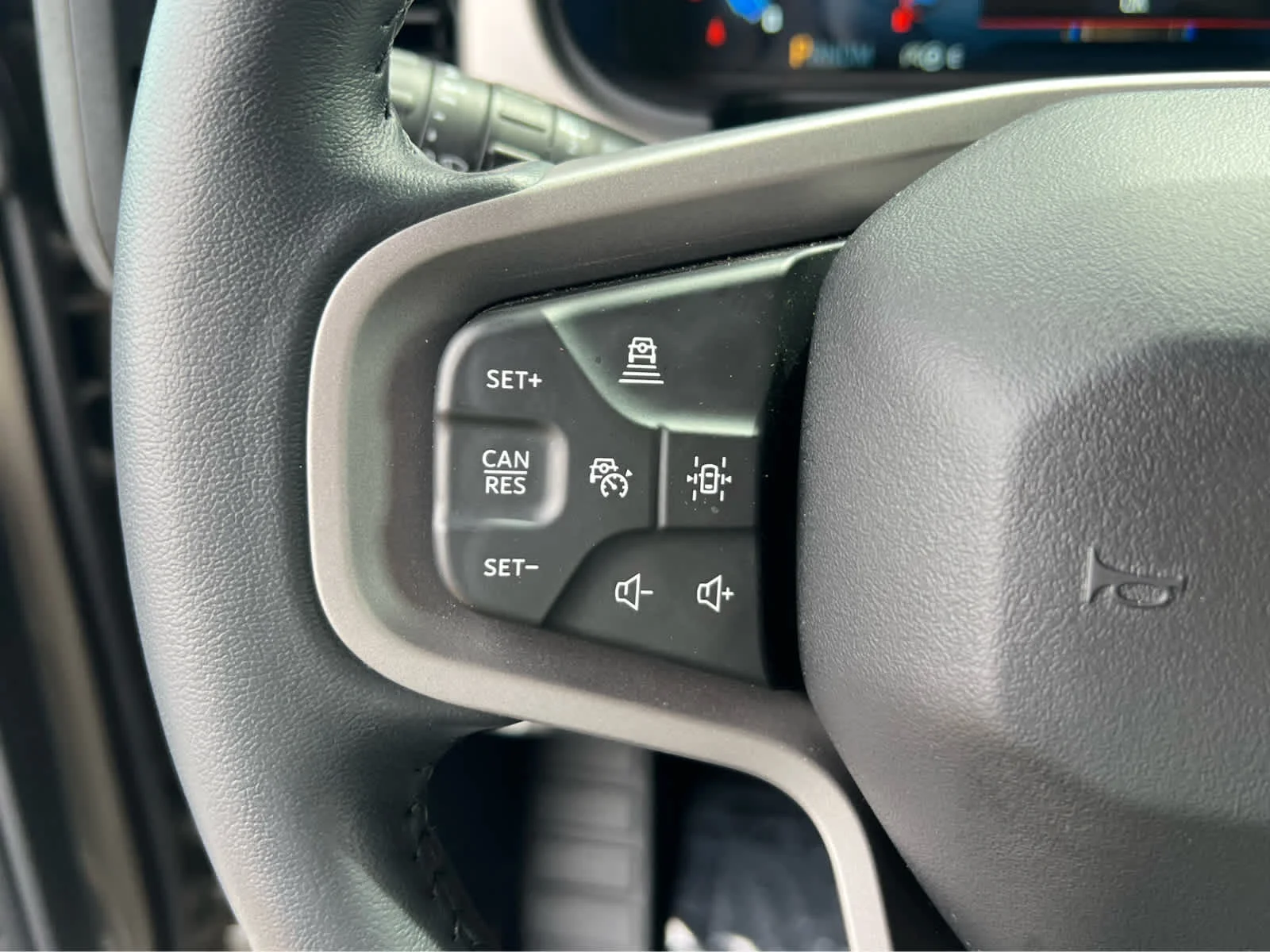 Used 2025 Gray Ford Outer Banks image 32