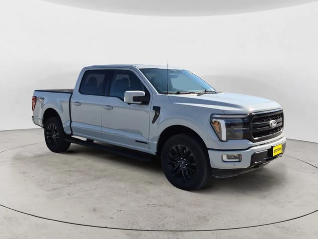 Certified Used 2024  Ford Lariat image 3
