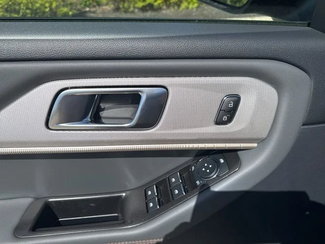 New 2026 Carbonized Gray Metallic Ford Active image 18