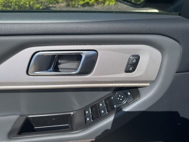 New 2026 Carbonized Gray Metallic Ford Active image 18