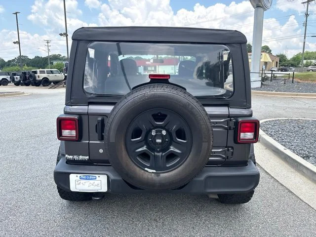 Used 2020 Gray Jeep Sport image 7