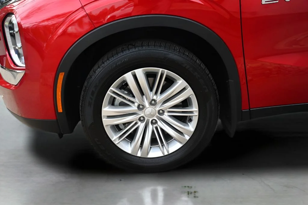 Used 2024 Red Mitsubishi ES image 54