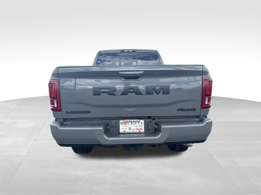 New 2026 Ceramic Gray Clear-Coat Exterior Paint RAM LARAMIE image 4