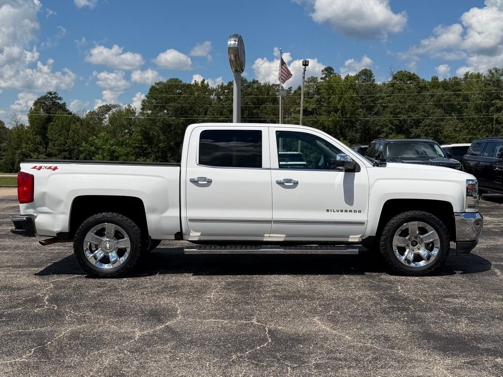 Used 2018 White Chevrolet LTZ image 17
