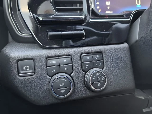 Used 2024 Sterling Gray Metallic Chevrolet ZR2 image 9