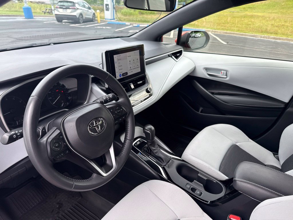 2024 Toyota Corolla Hatchback SE - Photo 17