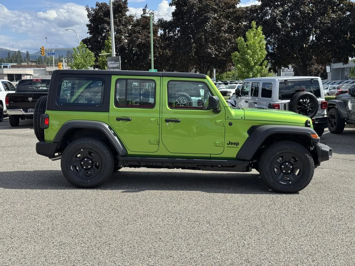 New 2026 White Jeep Sport image 4