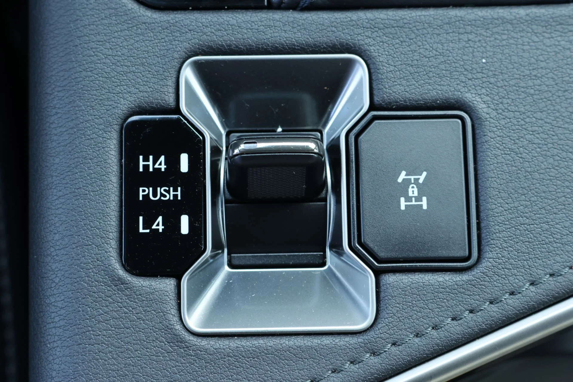Used 2026 Silver Lexus 550 Premium+ image 14