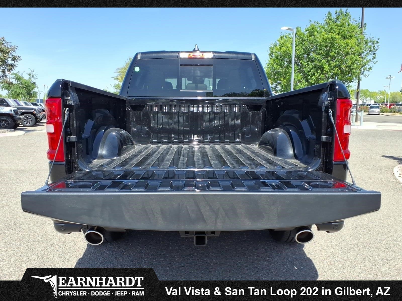 New 2026 Diamond Black Crystal Pearl-Coat Exterior Paint RAM Laramie image 5