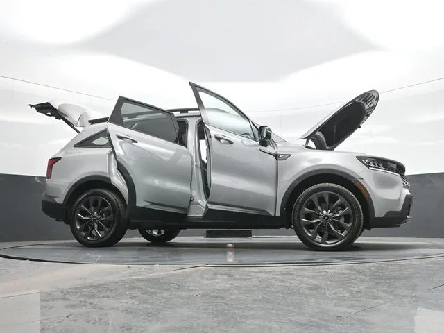 Used 2023 Gray Kia X-Line EX image 31