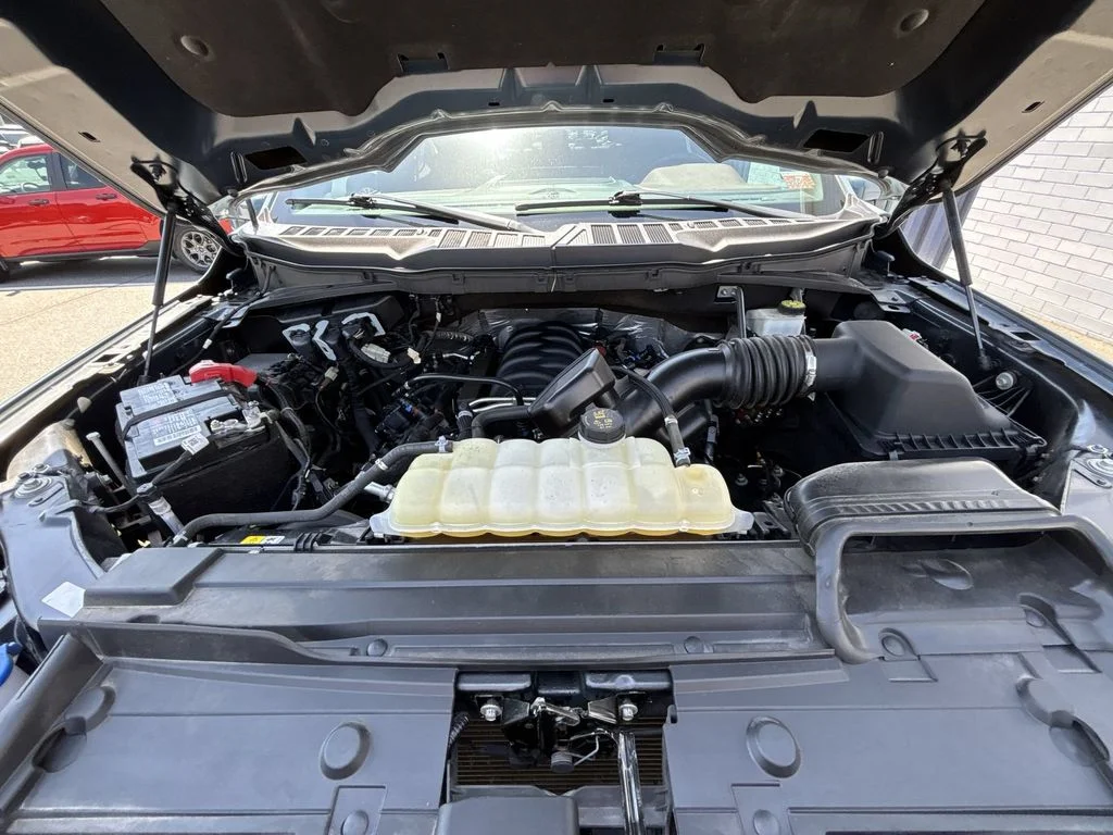 Used 2023 Blue Ford Lariat image 18