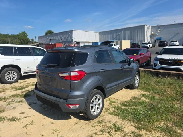 Used 2021  Ford SE image 6