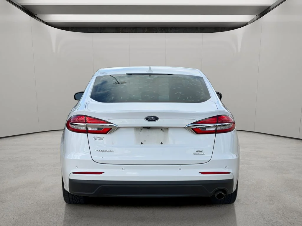 Used 2020 Oxford White Ford SE image 5