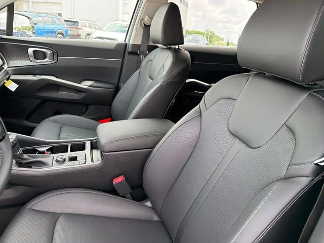 New 2026 White Kia EX image 17