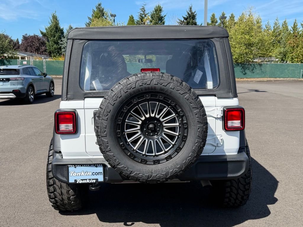 Used 2022 Bright White Clearcoat Jeep Unlimited Sport image 7