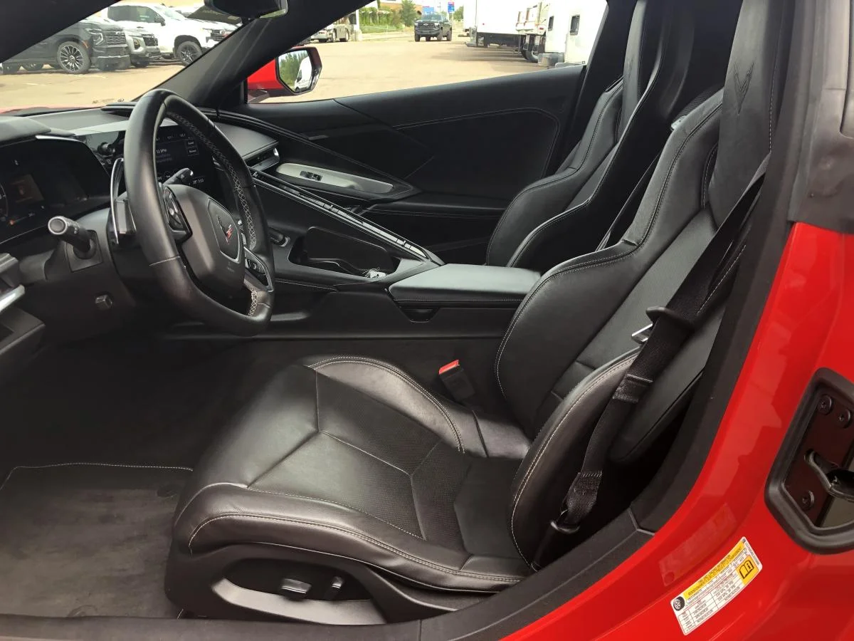 Used 2020 Red Chevrolet 2dr Stingray Cpe w/1LT image 12