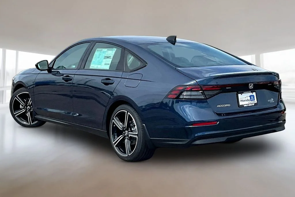 New 2026 Canyon River Blue Metallic Honda SE image 3