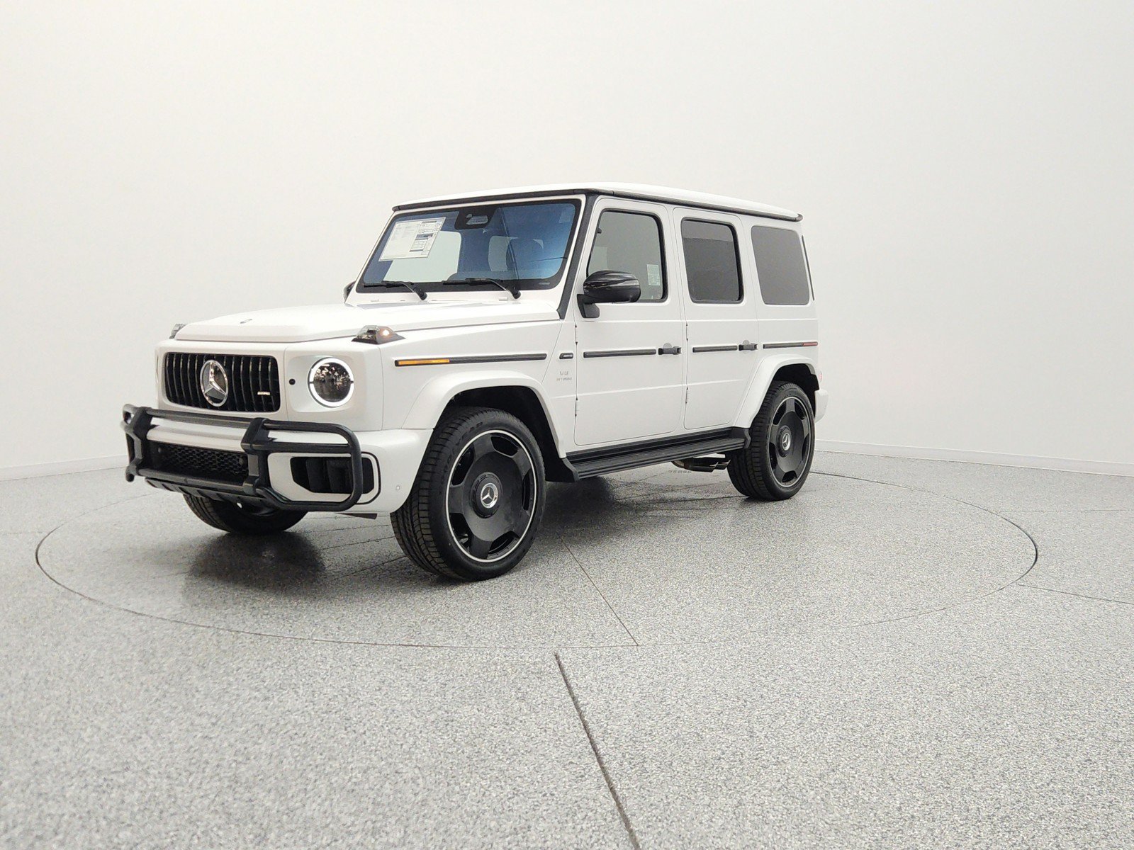 New 2026 MANUFAKTUR Moonlight White Magno Mercedes-Benz AMG® G 63 SUV image 24