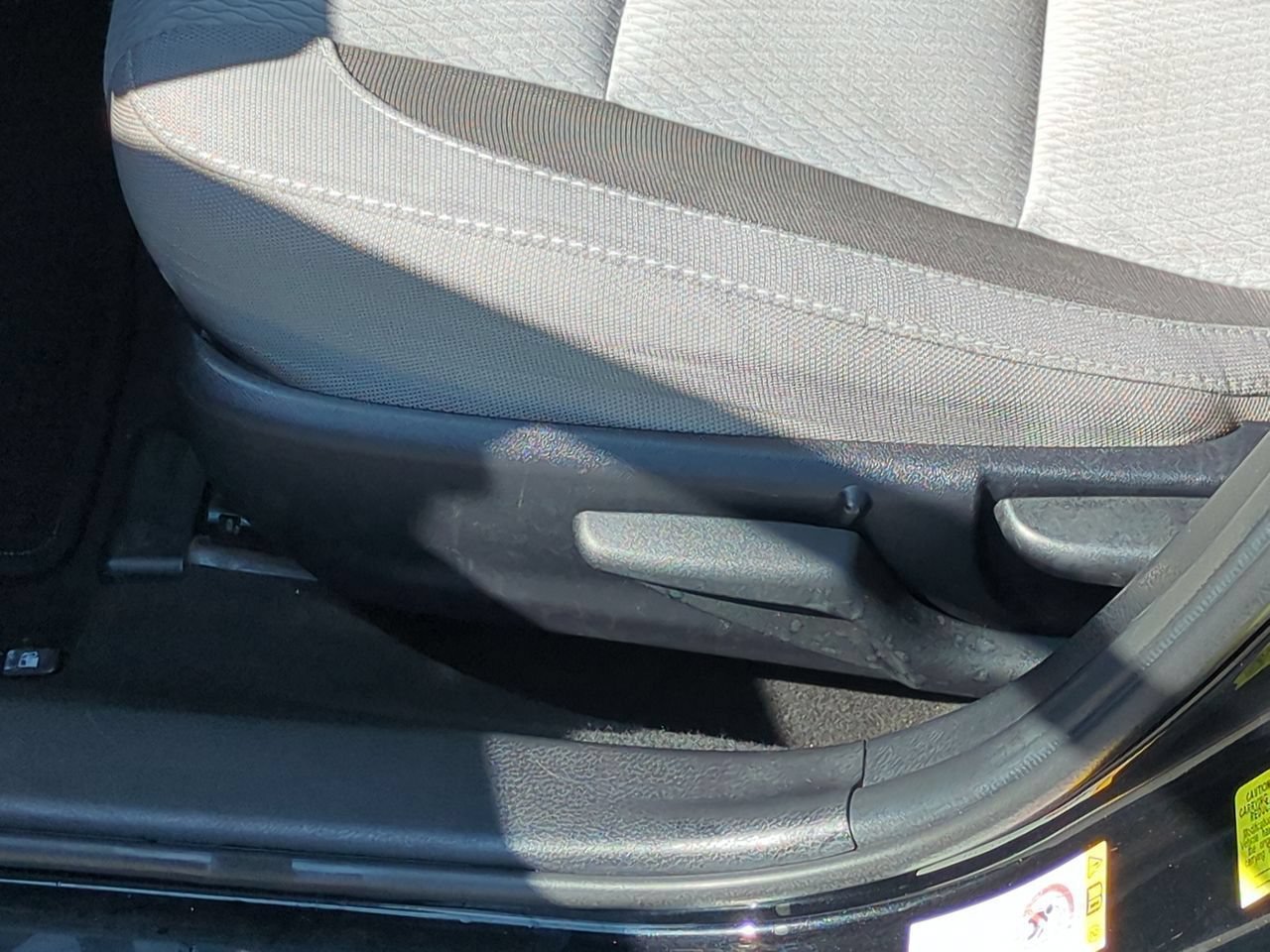 Used 2018 Black Toyota L image 32