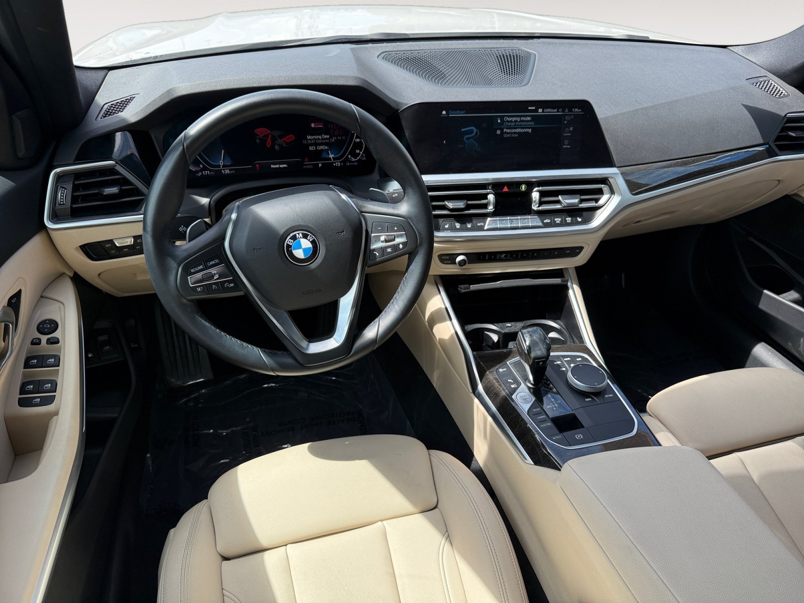 Used 2021 Alpine White BMW 330e iPerformance image 15