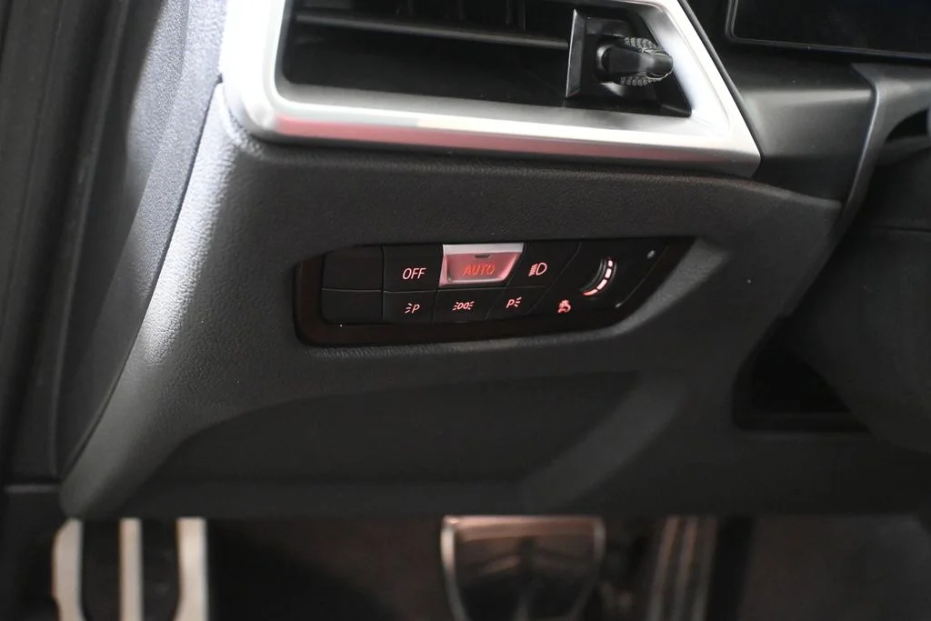 Certified Used 2025 White BMW M50 image 23