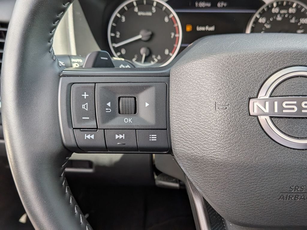 Used 2025 Gun Metallic Nissan SV image 19
