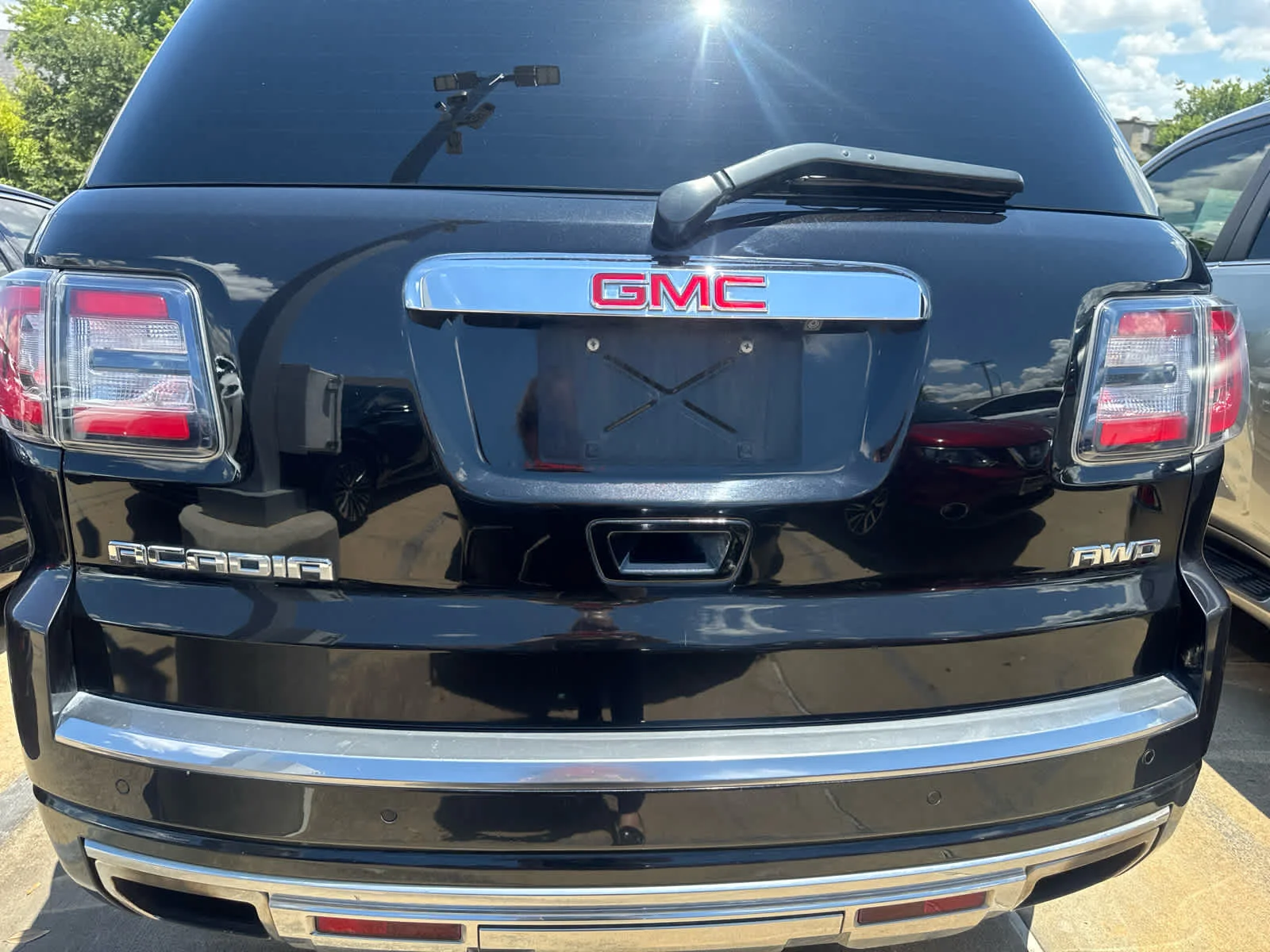 Used 2016 Ebony Twilight Metallic GMC Denali image 7