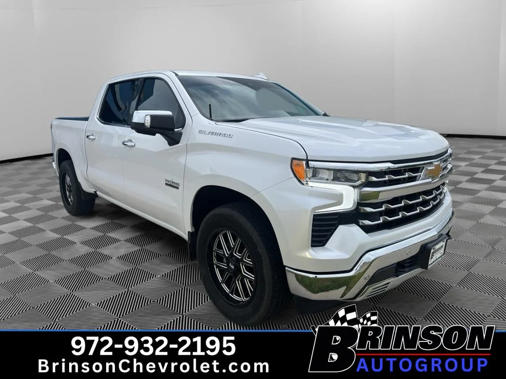 Used 2024 Iridescent Pearl Tricoat Chevrolet LTZ image 3