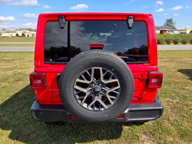 Used 2026 Red Jeep Sahara image 7