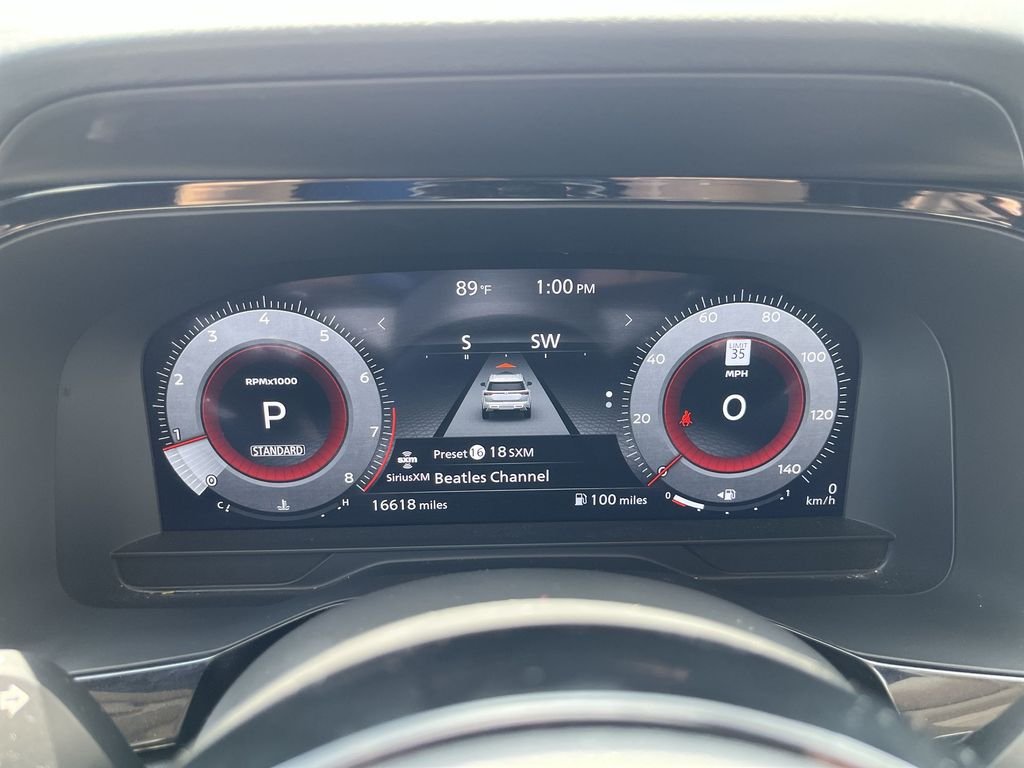 Used 2025 Gray Nissan Platinum image 17