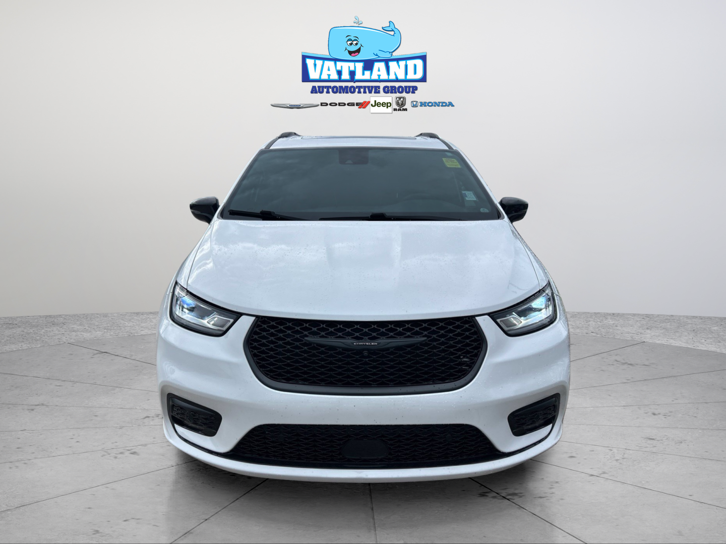 Certified Used 2024 White Chrysler Limited image 8