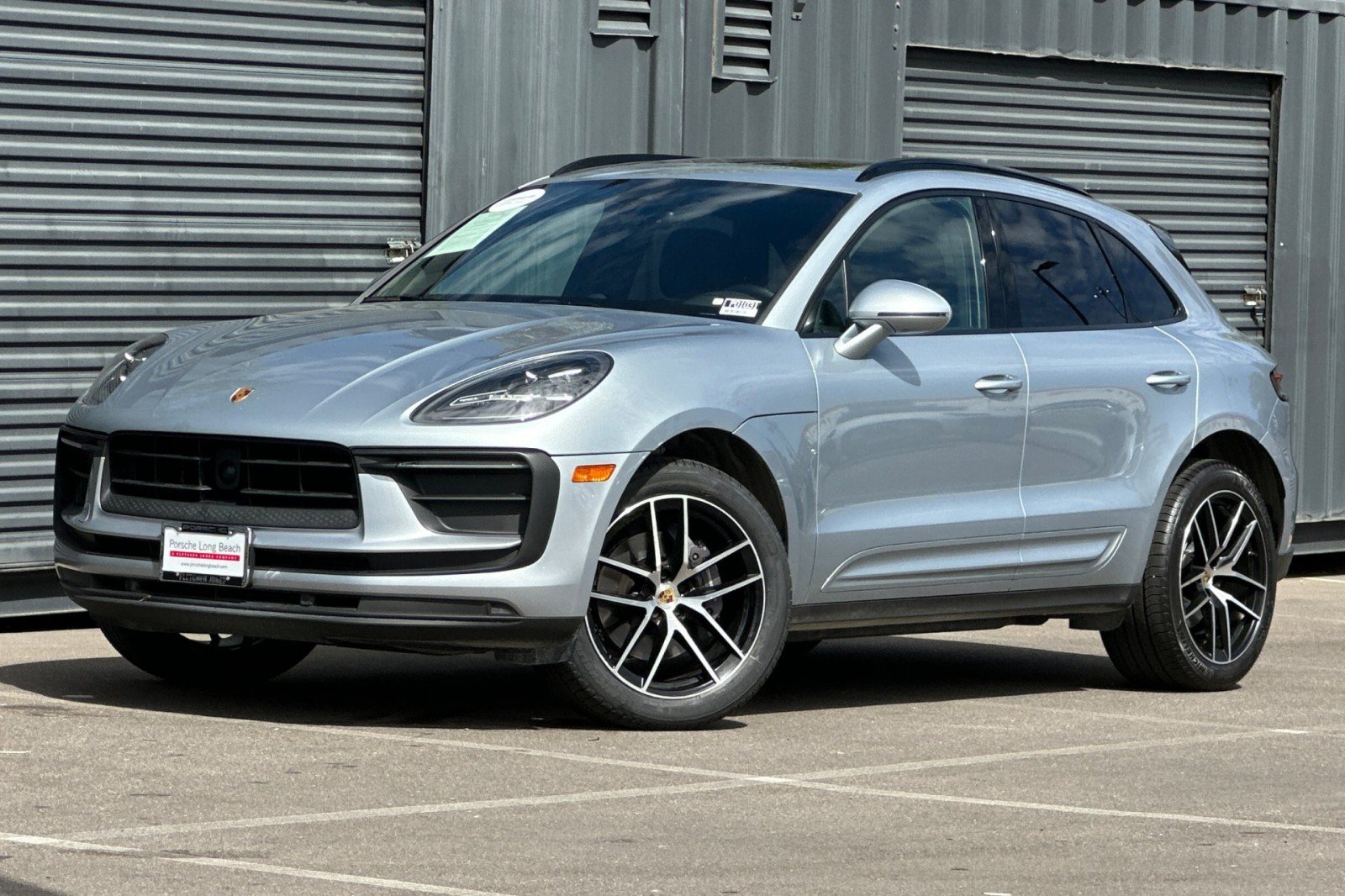 2022 Porsche Macan Base