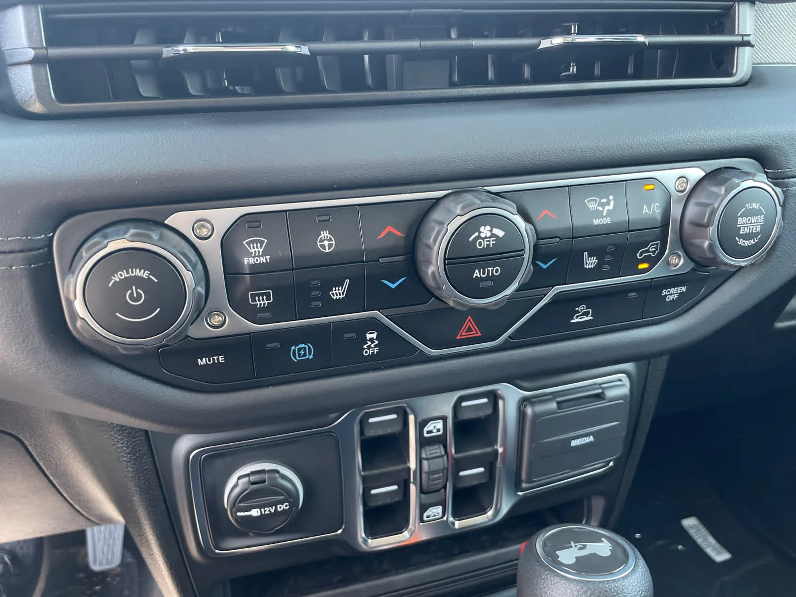 New 2025 Mojito Clearcoat Jeep Sahara image 26