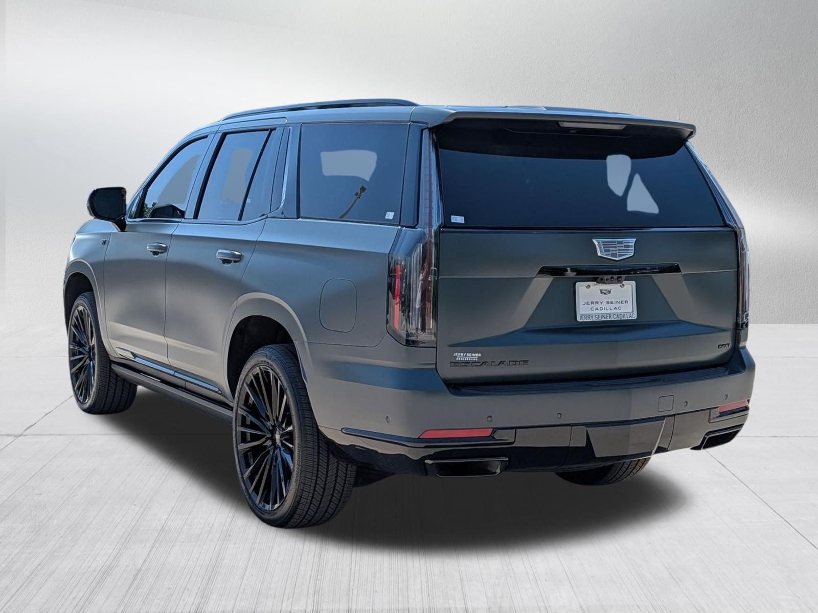 Used 2025 Aegean Stone Cadillac Sport image 3
